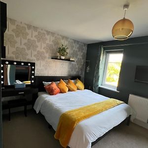 En-Suite Room With Super King Size Bed - Free Wifi - Free Parking Sheffield Exterior photo
