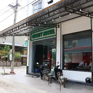 Infinity Hostel Ha Giang Exterior photo