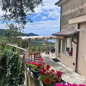 Santa Giulia Seascape & Garden Rooms Crocetta  Exterior photo