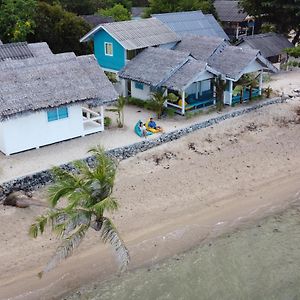 Sand Terrace Beach Bungalows Baan Tai Exterior photo