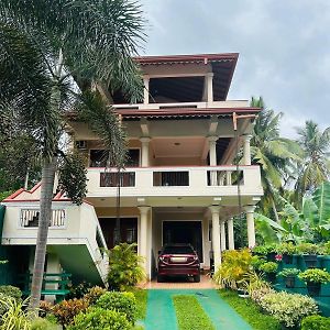 Navarathna Villa, Matale Exterior photo