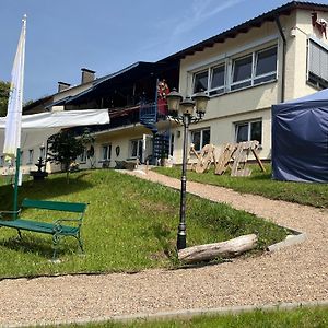 Hotel-Restaurant Berghof Johannesberg Exterior photo