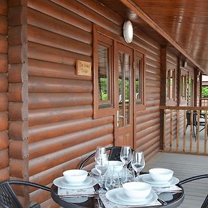 Bosworth Lakeside Lodges Carlton (Leicestershire) Exterior photo