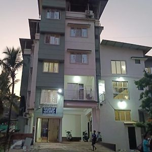 Nadkar Holiday Inn Arathi Exterior photo