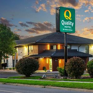 Quality Inn Chatham-Kent Exterior photo