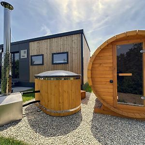 Feriendorf Seeblick - Premium Tinyhouse Mit Sauna Und Hottub Villa Neunburg vorm Wald Exterior photo