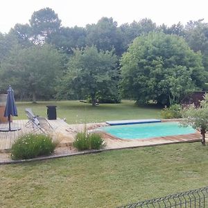 Maison Avec Piscine Villa Lesparre-Medoc Exterior photo