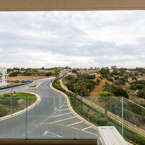 Beautiful 3Br Home With Private Balcony With Wifi & Ac By 360 Estates Marsaxlokk Exterior photo