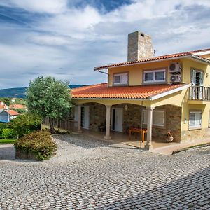 Recanto Transmontano Bed & Breakfast Macedo de Cavaleiros Exterior photo