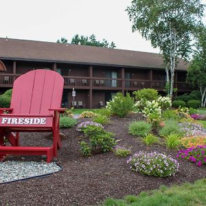 Fireside Inn & Suites Gilford Exterior photo