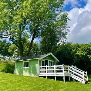 La Paix, Chalet De Charme Dans Le Bocage Normand Bed & Breakfast Conde-sur-Noireau Exterior photo