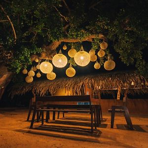 Yakaduru - Yala Hotel Exterior photo