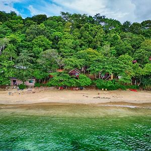 Kohjum Seafront Resort Koh Jum Exterior photo