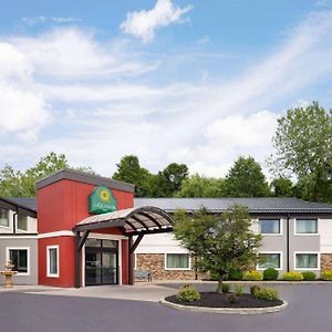 La Quinta Inn By Wyndham Buffalo Airport Williamsville Exterior photo