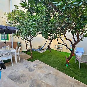 Local Living In Historic House With Private Garden Apartment Msida Exterior photo