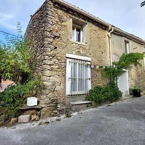 Gite La Fee Du Feu Et De La Neige Villa Saint-Benoit  Exterior photo