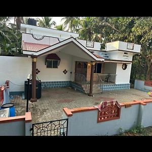 Divya Homestay Udupi Exterior photo