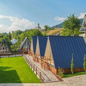 La Casute Luxury Villa Piatra Neamt Exterior photo