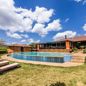 Amazing Kenya Retreat Hotel Machakos Exterior photo