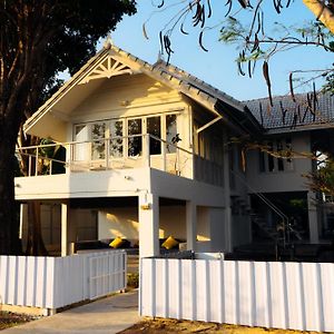 Baan Song Nam บ้านสองน้ำ Cha Am Beach Exterior photo