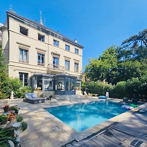 Rare En Ville - Chateau Grandclement Prive Pour 6 A 10 Personnes - Piscine Et Parc Verdoyant Villeurbanne Exterior photo