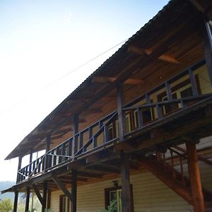 Karpatskiy Oberіg Hotel Volosyanka  Exterior photo