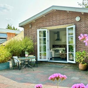 Gastenverblijf De Viking Bed & Breakfast Zuid-Beijerland Exterior photo