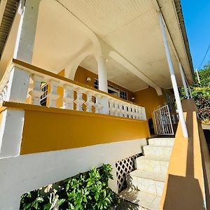 Tranquil Inn Pont Casse Exterior photo