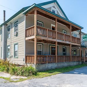 Riverside Hotel Gouverneur Exterior photo