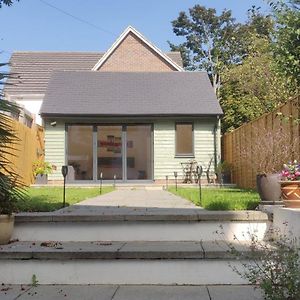 Guest House At 160 London Road Newbury  Exterior photo