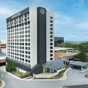 Sheraton Westport Plaza Hotel Maryland Heights Exterior photo