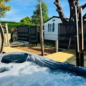 Bungalow Balneo Jacuzzi Sauna Hotel Erquy Exterior photo