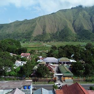 Tresno Sembalun Rinjani Hotel Sembalunlawang Exterior photo