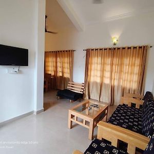 Mini Paradise 1Bhk In North Goa 5 Min From Beach Apartment Candolim Exterior photo