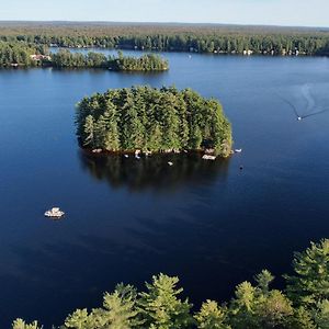 Grant Island Waterfront Cottage Brantingham Lk - Hottub, Pontoon Boat, Pets Glenfield Exterior photo