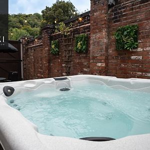 Ironbridge Riverside Hot Tub Retreat Villa Exterior photo