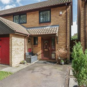 37 Hanbury Gardens Villa Colchester Exterior photo