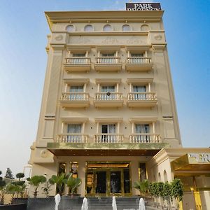 Park Regency Kapurthala Hotel Exterior photo