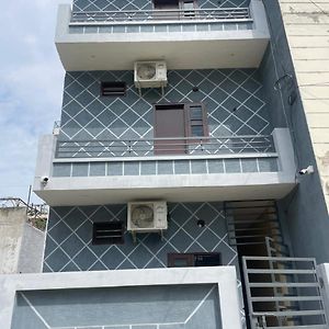 Dk Apartments Hotel Phagwara Exterior photo