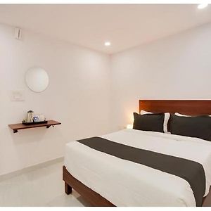 Hotel Beds Inn Hyderabad Exterior photo