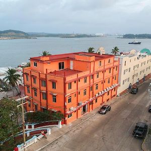 Hotel Cortaza Galeria Coatzacoalcos Exterior photo