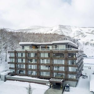 Aya Niseko Aparthotel Exterior photo