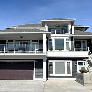 Desert Sky - 5 Bedroom View Home With Golf Cart Osoyoos Exterior photo