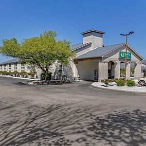 Quality Inn Youngstown-Austintown West Exterior photo