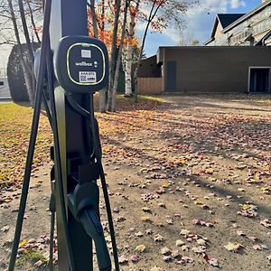 Initial - Evasion Nature - Mont-Sainte-Anne Apartment Beaupre Exterior photo