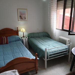 Habitacion Privada Doble En Toledo Bed & Breakfast Exterior photo