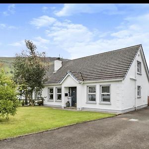 House By The Sea Bed & Breakfast Glenariff Exterior photo