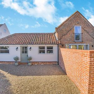 The Granary At Hartley Wood Farm Villa Saint Osyth Exterior photo