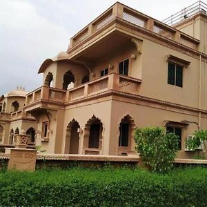 Rajwada Bungalows 3Bhk Bhuj Exterior photo