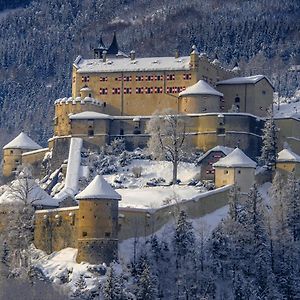 Der Burgblick-Adults Only Hotel Werfen Exterior photo